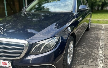 Mercedes-Benz E-Класс, 2016 год, 2 500 000 рублей, 14 фотография