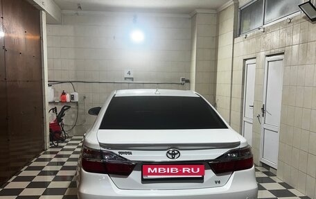 Toyota Camry, 2016 год, 2 100 000 рублей, 2 фотография