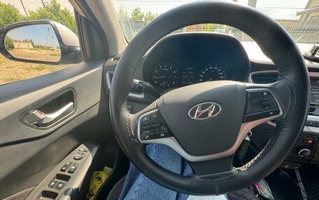 Hyundai Solaris II рестайлинг, 2017 год, 1 200 000 рублей, 7 фотография