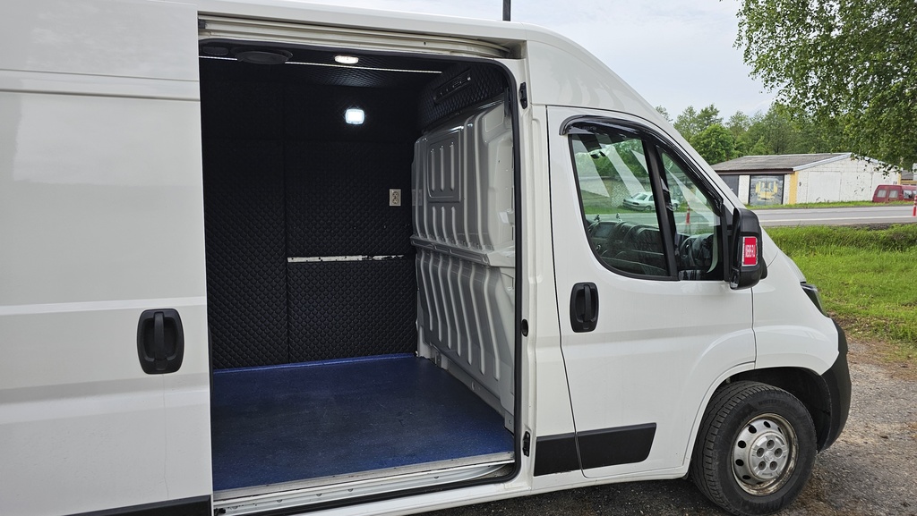 Peugeot Boxer, 2020 год, 3 300 000 рублей, 7 фотография