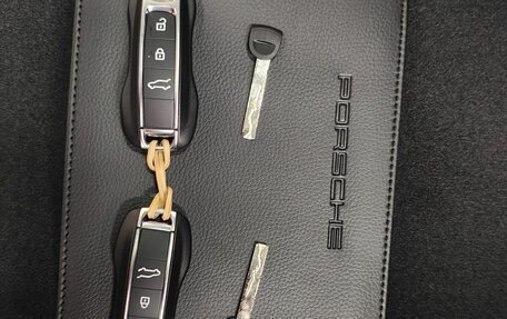 Porsche Cayenne III, 2025 год, 29 000 000 рублей, 20 фотография