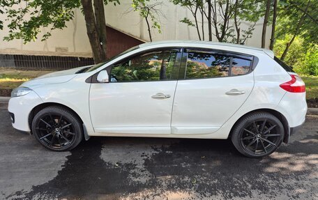 Renault Megane III, 2013 год, 900 000 рублей, 3 фотография