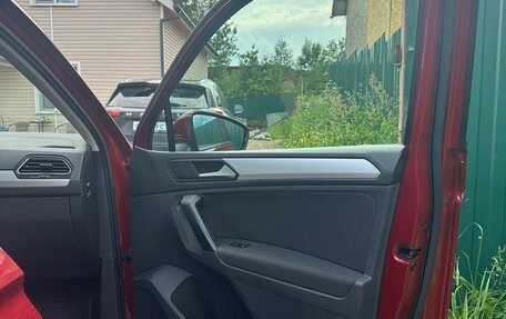 Volkswagen Tiguan II, 2019 год, 2 000 000 рублей, 9 фотография