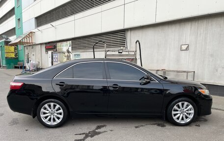 Toyota Camry, 2010 год, 1 380 000 рублей, 2 фотография