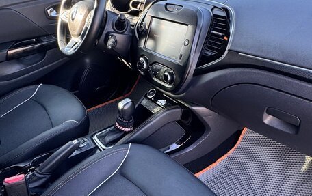 Renault Kaptur I рестайлинг, 2021 год, 1 700 000 рублей, 4 фотография