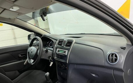 Renault Logan II, 2016 год, 695 000 рублей, 12 фотография
