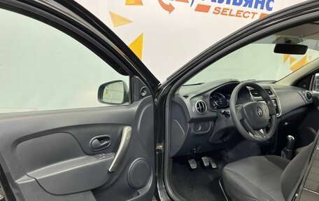 Renault Logan II, 2016 год, 695 000 рублей, 21 фотография
