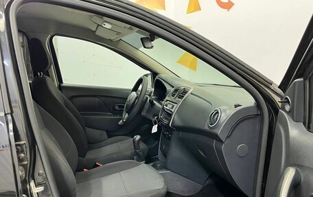 Renault Logan II, 2016 год, 695 000 рублей, 29 фотография