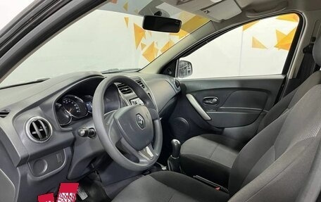 Renault Logan II, 2016 год, 695 000 рублей, 23 фотография