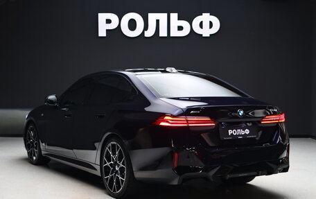 BMW 5 серия, 2024 год, 8 800 000 рублей, 2 фотография