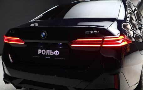 BMW 5 серия, 2024 год, 8 800 000 рублей, 14 фотография