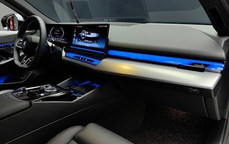 BMW 5 серия, 2024 год, 8 800 000 рублей, 27 фотография