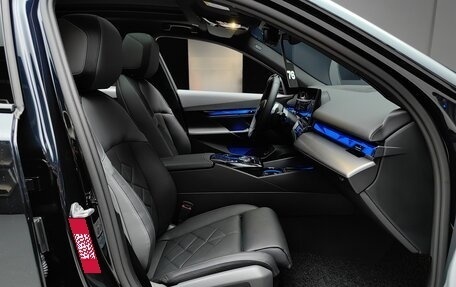 BMW 5 серия, 2024 год, 8 800 000 рублей, 29 фотография