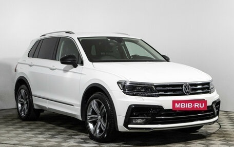 Volkswagen Tiguan II, 2020 год, 3 030 000 рублей, 3 фотография