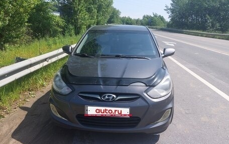 Hyundai Solaris II рестайлинг, 2013 год, 470 000 рублей, 4 фотография
