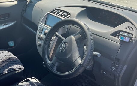 Toyota Ractis I, 2009 год, 800 000 рублей, 5 фотография