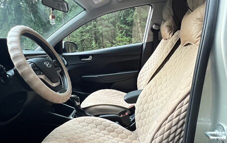 Hyundai Solaris II рестайлинг, 2019 год, 1 700 000 рублей, 9 фотография