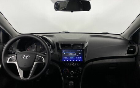 Hyundai Solaris II рестайлинг, 2012 год, 885 000 рублей, 15 фотография