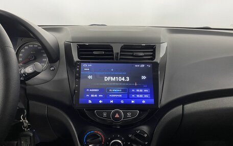 Hyundai Solaris II рестайлинг, 2012 год, 885 000 рублей, 17 фотография