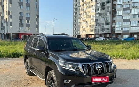 Toyota Land Cruiser Prado 150 рестайлинг 2, 2018 год, 5 600 000 рублей, 1 фотография