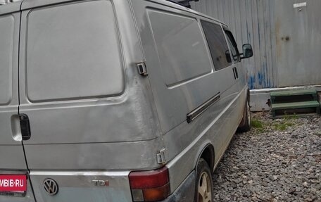 Volkswagen Transporter T4, 2001 год, 650 000 рублей, 5 фотография