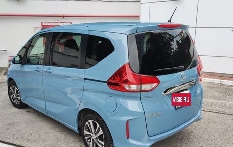 Honda Freed II, 2020 год, 2 000 000 рублей, 5 фотография