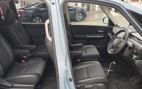 Honda Freed II, 2020 год, 2 000 000 рублей, 14 фотография