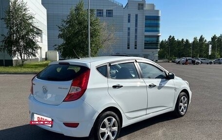 Hyundai Solaris II рестайлинг, 2013 год, 880 000 рублей, 10 фотография