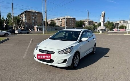 Hyundai Solaris II рестайлинг, 2013 год, 880 000 рублей, 5 фотография