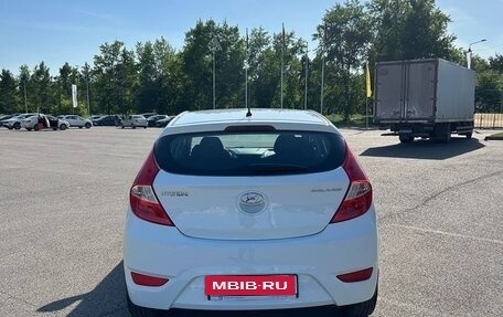 Hyundai Solaris II рестайлинг, 2013 год, 880 000 рублей, 8 фотография