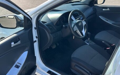 Hyundai Solaris II рестайлинг, 2013 год, 880 000 рублей, 15 фотография