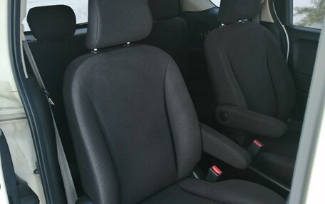 Honda Freed I, 2011 год, 1 050 000 рублей, 3 фотография