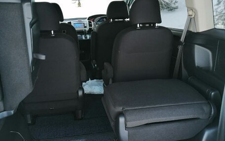 Honda Freed I, 2011 год, 1 050 000 рублей, 5 фотография