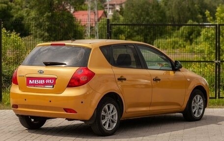 KIA cee'd I рестайлинг, 2009 год, 650 000 рублей, 10 фотография