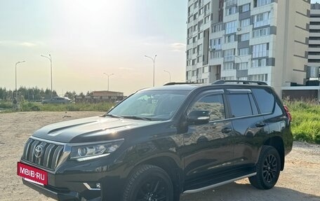 Toyota Land Cruiser Prado 150 рестайлинг 2, 2018 год, 5 600 000 рублей, 7 фотография