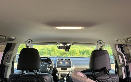 Toyota Land Cruiser Prado 150 рестайлинг 2, 2018 год, 5 600 000 рублей, 22 фотография