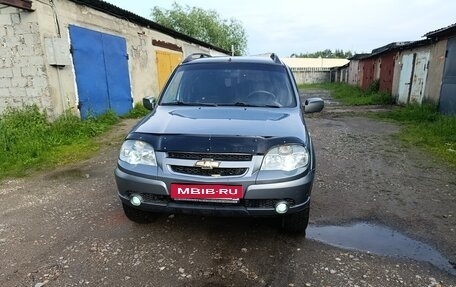 Chevrolet Niva I рестайлинг, 2011 год, 350 000 рублей, 1 фотография