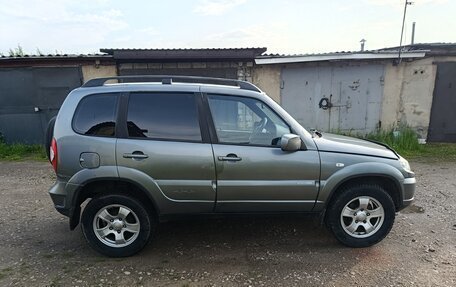 Chevrolet Niva I рестайлинг, 2011 год, 350 000 рублей, 7 фотография