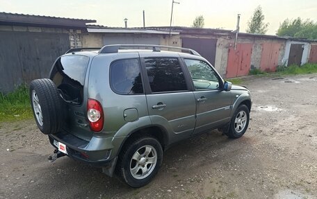 Chevrolet Niva I рестайлинг, 2011 год, 350 000 рублей, 6 фотография