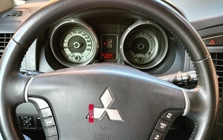 Mitsubishi Pajero IV, 2013 год, 2 600 000 рублей, 9 фотография