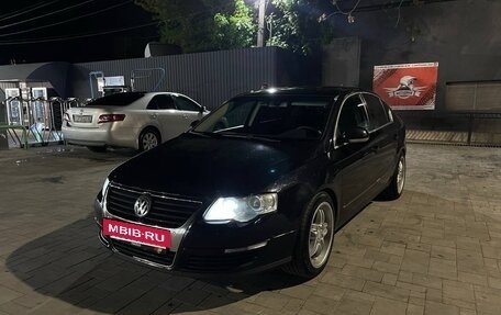 Volkswagen Passat B6, 2007 год, 630 000 рублей, 2 фотография