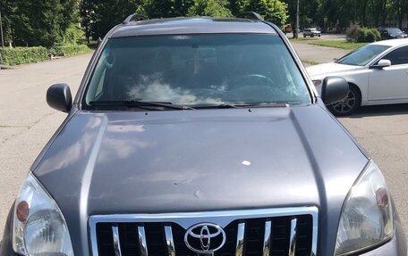 Toyota Land Cruiser Prado 120 рестайлинг, 2004 год, 1 000 000 рублей, 7 фотография