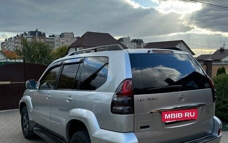 Toyota Land Cruiser Prado 120 рестайлинг, 2007 год, 2 950 000 рублей, 2 фотография