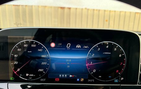 Mercedes-Benz E-Класс, 2025 год, 10 800 000 рублей, 10 фотография