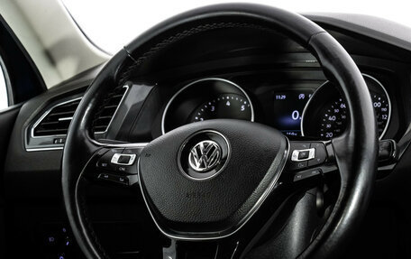 Volkswagen Tiguan II, 2017 год, 2 500 000 рублей, 13 фотография