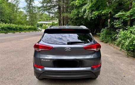 Hyundai Tucson III, 2018 год, 2 100 000 рублей, 3 фотография