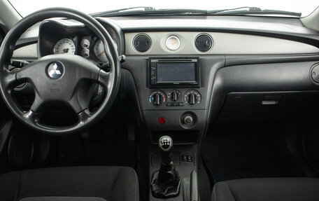 Mitsubishi Outlander III рестайлинг 3, 2008 год, 499 000 рублей, 14 фотография