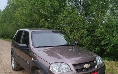 Chevrolet Niva I рестайлинг, 2013 год, 577 000 рублей, 1 фотография