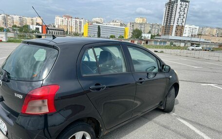Toyota Yaris III рестайлинг, 2008 год, 595 000 рублей, 5 фотография
