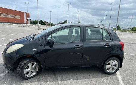Toyota Yaris III рестайлинг, 2008 год, 595 000 рублей, 4 фотография